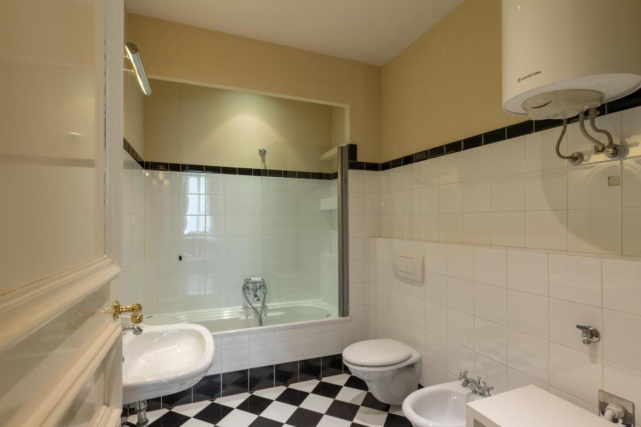 Big Apartment A Stone'S Throw From The Duomo Florence Exterior photo